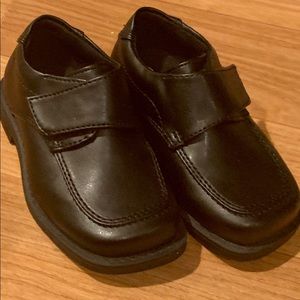 Boys Toddler Dress Shoes. Worn Once. Size 6